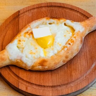 Хачапури по-аджарски / Adjarian khachapuri в Однажды в Грузии по цене 720 ₽