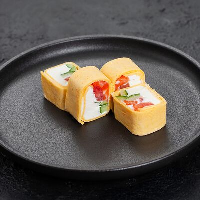 Тортилья с лососем в Sushi Simple по цене 460 ₽