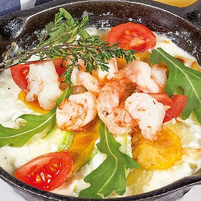 Сковородка с креветками и картофелем в Луиджи & Тосё по цене 429