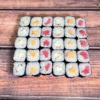 Сет Мореман в SUSHI TESTO