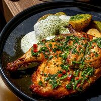 Цицила Тапака в Хачапури Марико