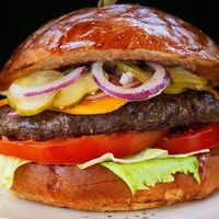 №1 Бургер Классический в BBJ Grill & Bar