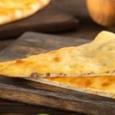 Осетинский пирог с картофелем и мясным фаршем в Мама испекла по цене 690 ₽