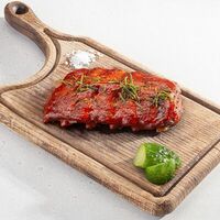 Свиные ребра с соусом BBQ в Steak It Easy