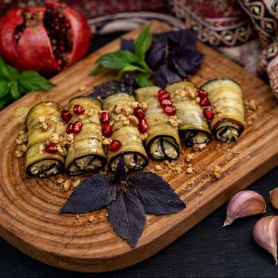 Рулетики из баклажанов в 17 шампуров по цене 755 ₽