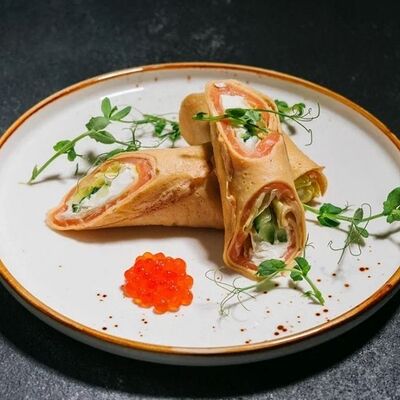 Рулетики из лососем в PANORAMA по цене 760 ₽