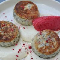 Маковые сырники в Мистер Бублик