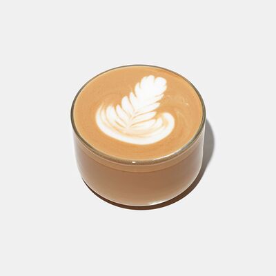 Флэт уайт в Surf Coffee x Maverick по цене 245 ₽