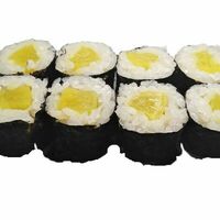 Классический ролл с такуаном в Sushi Maki