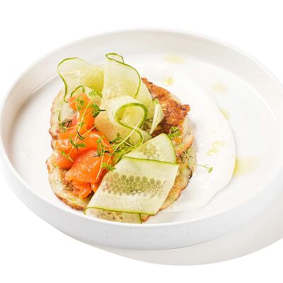 Драники из цукини с лососем в Песто Тесто по цене 690 ₽