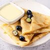 Блинчики с голубикой и сгущенкой в Близкие по цене 340
