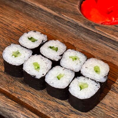 Ролл с огурцом в Чердак по цене 200 ₽