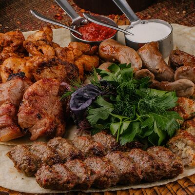 Мясное платов Мамули по цене 5200 ₽