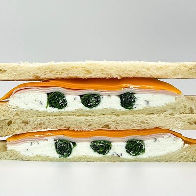 Сэндвич ветчина-сыр в Small Town по цене 360 ₽