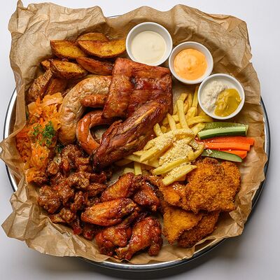 Ассорти Мясникав Bronze lion по цене 3000 ₽