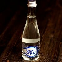 Bon Aqua газированная вода в Rogulevs Burgers