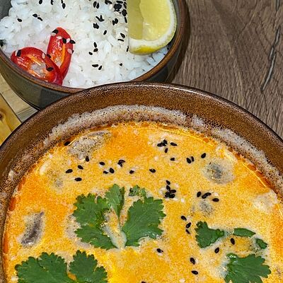 Том ям с креветками в Cubby Bar по цене 570 ₽