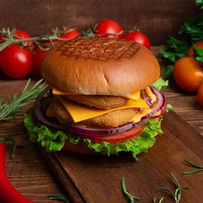 Бургер с двойной куриной котлетой в Шаурма Айдахо по цене 610 ₽