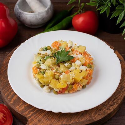 Салат Оливье в Плов House по цене 139 ₽