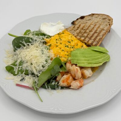 Большой завтрак с креветками в Coffee Room Coworking по цене 1210 ₽