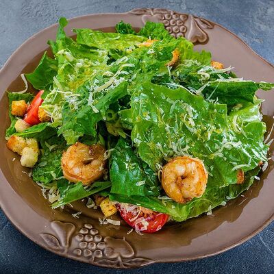 Цезарь с креветками в Чайхона №1 Братьев Васильчуков по цене 650 ₽