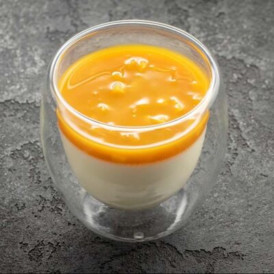 Панна-котта с соусом манго в Вода & Еда по цене 600 ₽