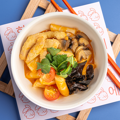 Токпокки Том ям с курицей в Chuga по цене 750 ₽