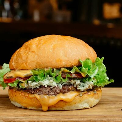 Блю чиз бургер в #FARШ по цене 480