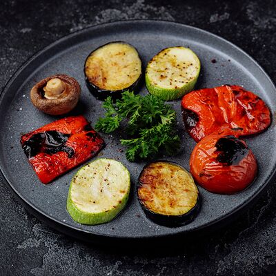 Овощи на мангале в Meat Feast по цене 580 ₽