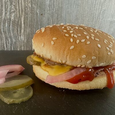 Гамбургер в Jp по цене 156 ₽