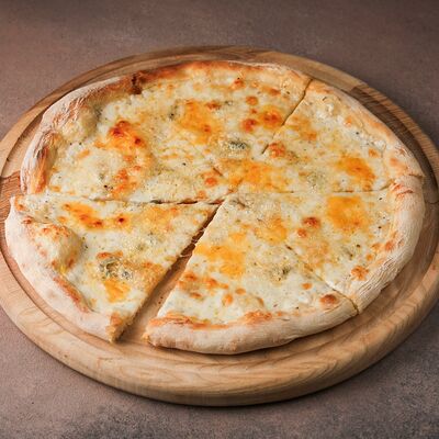 Пицца 4 сыра в VASILCHUKI Chaihona №1 по цене 850 ₽