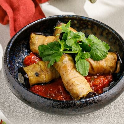 Рулетики из баклажан с сыром и орехами в Чайхана Пахвала по цене 540 ₽