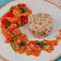 Курица с овощами и рисом по-китайски в Винни Пух