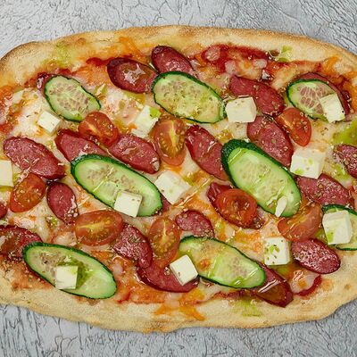 Римская пицца С фетой и колбасками в 19 Лунка по цене 720 ₽