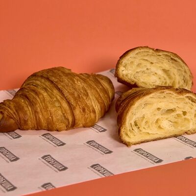 Круассан классический в Горбушка по цене 200 ₽