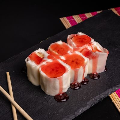 Банановый ролл в Sushiland по цене 355 ₽