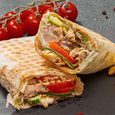 Шаурма с курицейв Pro kebab по цене 300 ₽