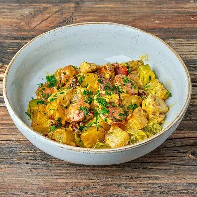 Салат по-баварски с картофелем в BARak O’Mama по цене 440 ₽