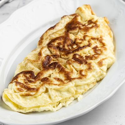 Омлет из трех деревенских яиц в Патис по цене 334 ₽