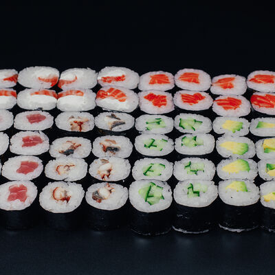 Сет Мини роллы в BBS Kitchen по цене 2249 ₽