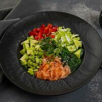 Поке с лососем в Суши Well