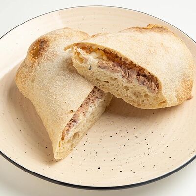 Панини с тунцомв Чиполетти по цене 680 ₽