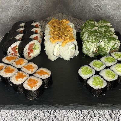 Сет №11 в Sushi рай по цене 1920 ₽