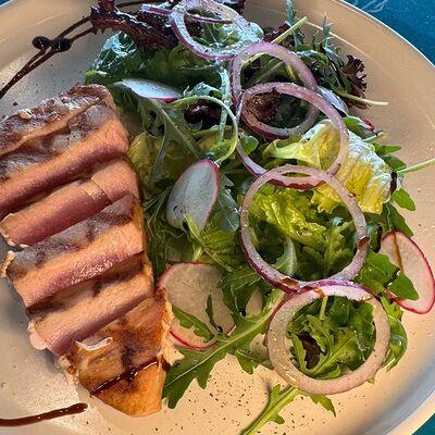 Салат с тунцомв Пилот по цене 690 ₽