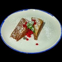 Черемуховый медовик с кремом из халвыв Костер