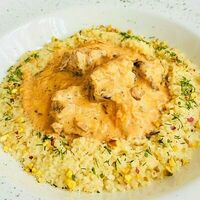 Баранина в сливочно-тыквенном соусе с кускусом и фисташками в Троицкий