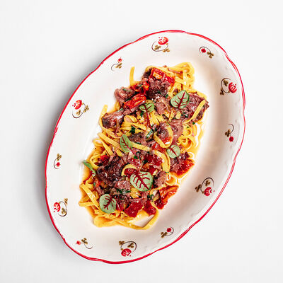 Тальолини с телячьими щечками в Клёво по цене 1200 ₽