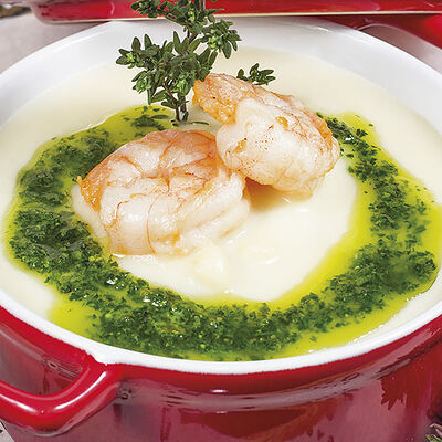 Сливочно-сырный крем-суп с тигровыми креветками в Луиджи & Тосё по цене 389