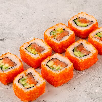 Калифорния с лососем в Японцы по цене 690 ₽