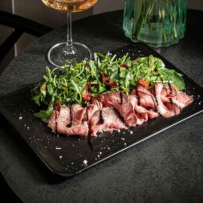 Салат с Ростбифом в Качуко по цене 740 ₽